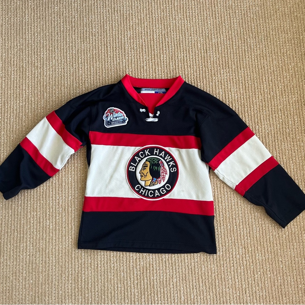 ❌ SOLD Reebok Chicago Blackhawks Winter Classic 2009 Kids Jersey Size Youth S/M